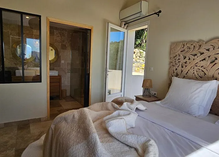 Villa Maison Avec Jacuzzi Olmeto (Corsica)